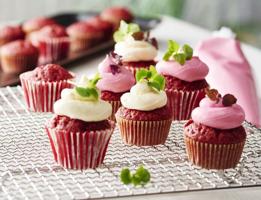 recipe image Red velvet cupcake med frosting