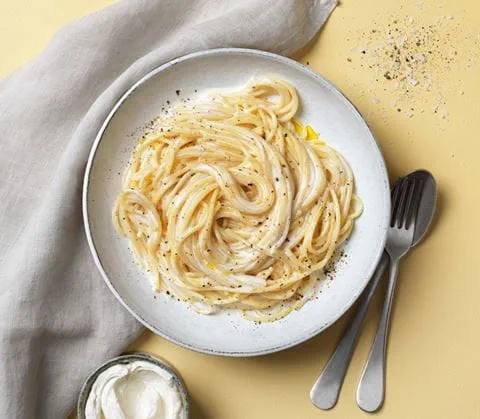 recipe image PASTA MED PARMESAN CREAM CHEESE & SVARTPEPPAR